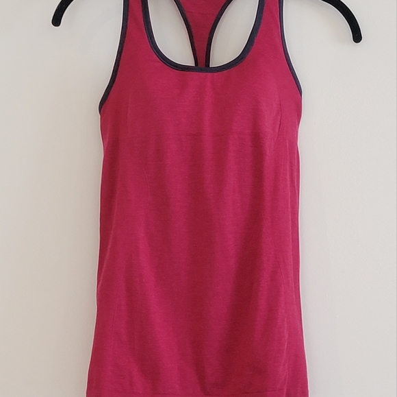 Lululemon tank/sports bra - Picture 1 of 2